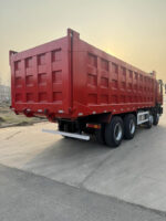 Heavy Duty 6X4 / 8X4 Howo TX Dump Truck From China - Image 12
